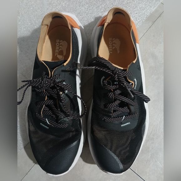 Sorel Women's Kinetic RNEGD Float Sneakers Black/Faded Spark Size: 7.5 - Picture 2 of 9